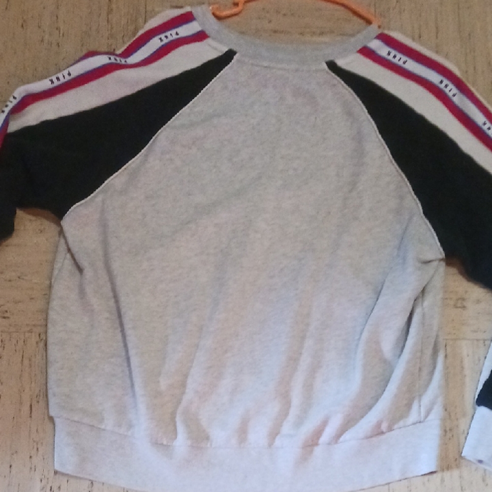 Gray and Black Pink Victoria Secret Long Sleeve Sweatshirt - Picture 5 of 5